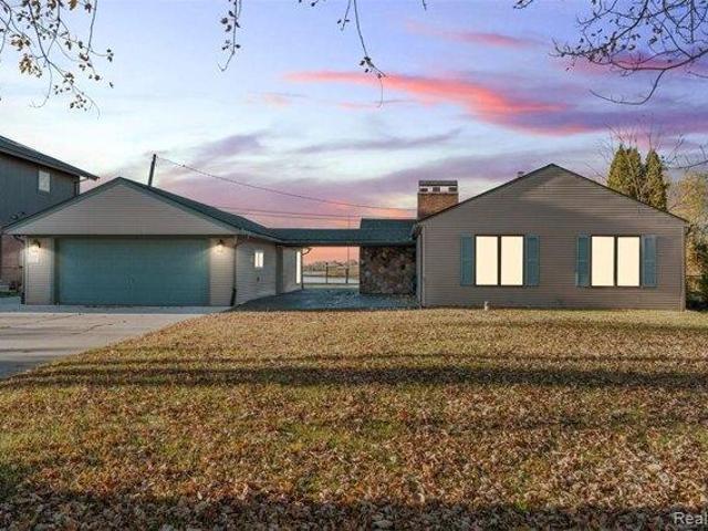 House for sale in Harrison Township, Michigan