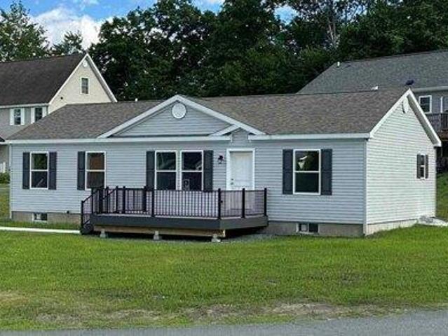 House for sale in Plantsville, Vermont