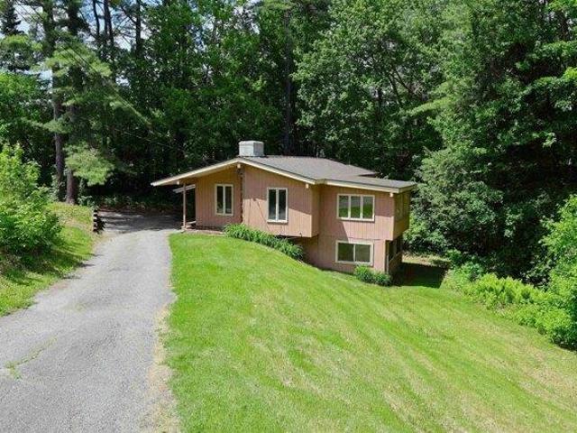 House for sale in Plantsville, Vermont