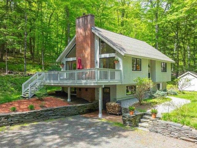 House for sale in Plantsville, Vermont