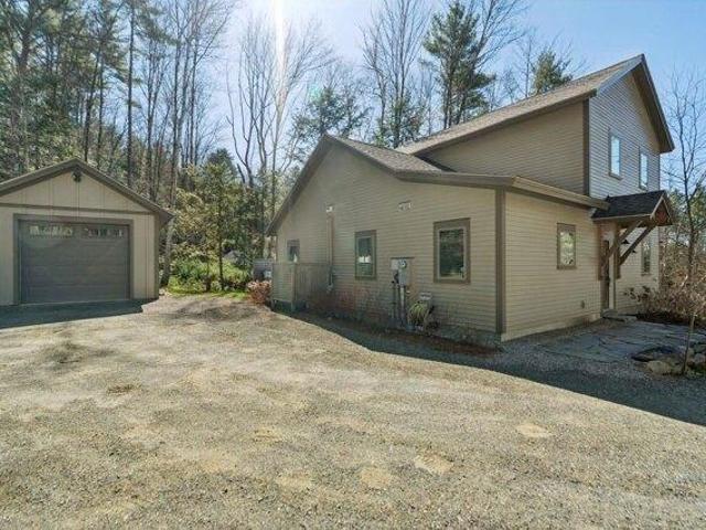 House for sale in Plantsville, Vermont