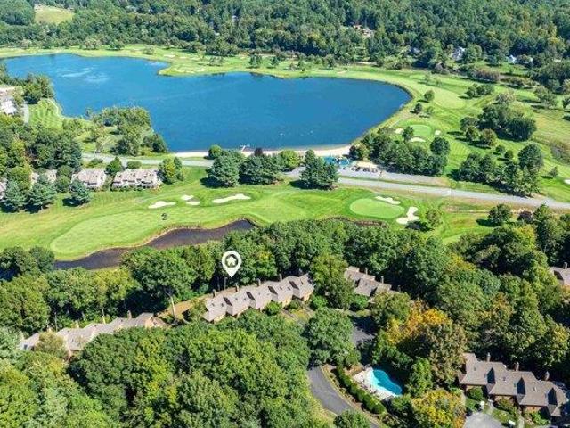 Condo for sale in Hartford, Windsor County