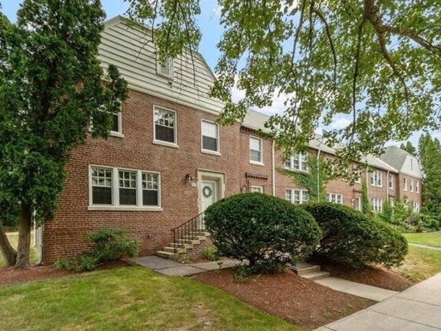 Condo for sale in Ayer, Massachusetts