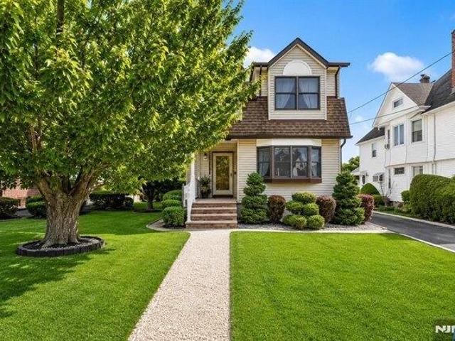House for sale in Hasbrouck Heights, Bergen County
