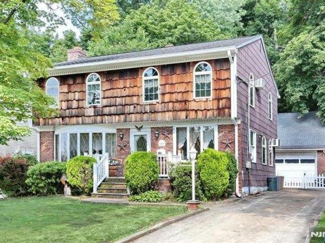 House for sale in Hasbrouck Heights