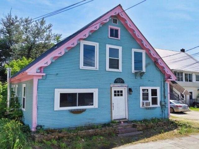 House for sale in New Hampshire