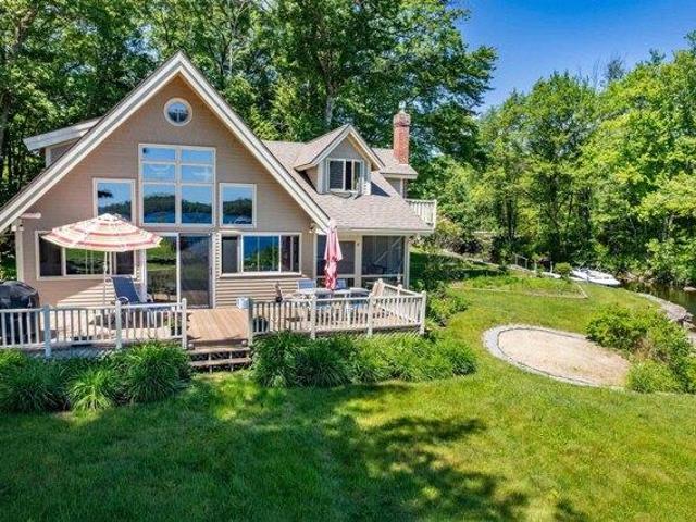 House for sale in New Hampshire