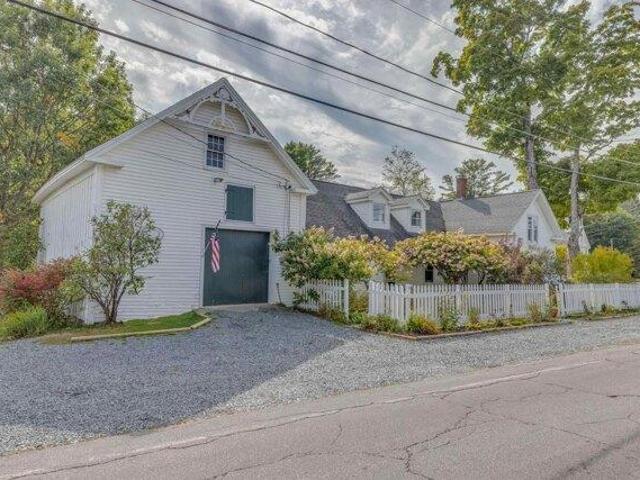 House for sale in New Hampshire