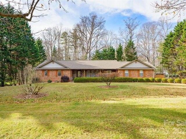 House for sale in Etowah, North Carolina