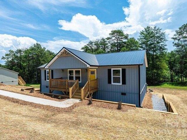 House for sale in Hickory, North Carolina