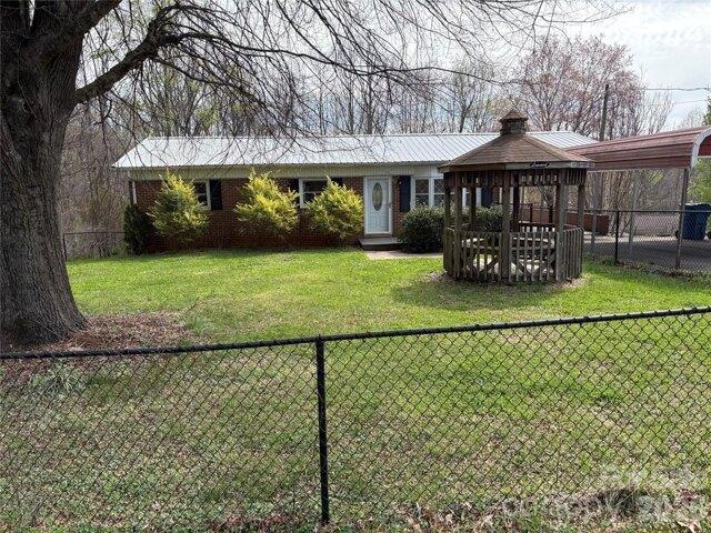 House for sale in Catawba, North Carolina