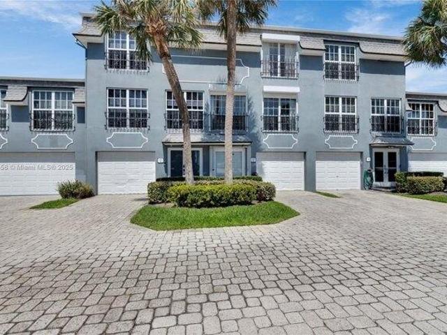 House for sale in Hillsboro Beach