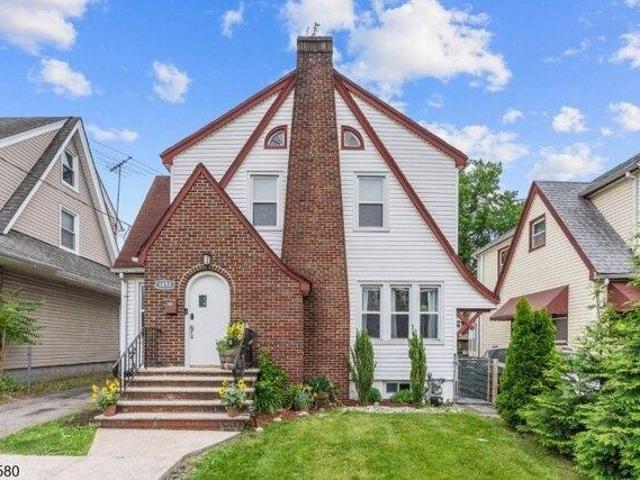 House for sale in Hillside, New Jersey