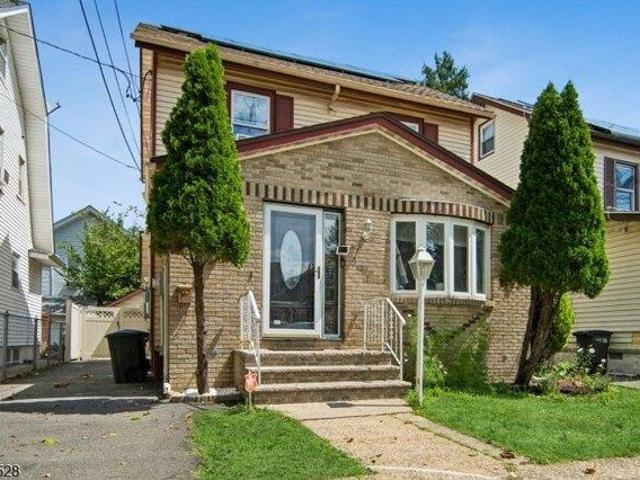 House for sale in Hillside, New Jersey