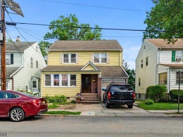House for sale in Hillside, New Jersey