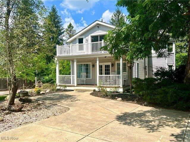 House for sale in Hinckley, Ohio