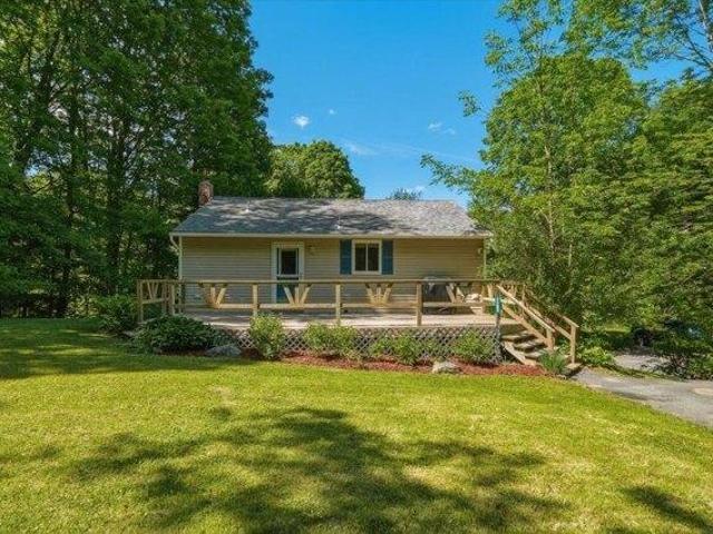 House for sale in Hinesburg, Vermont