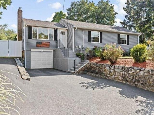 House for sale in Hingham, Plymouth County