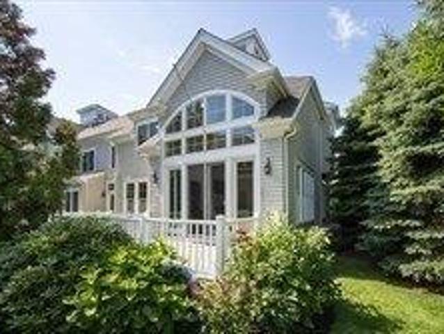 Condo for sale in Hingham, Plymouth County