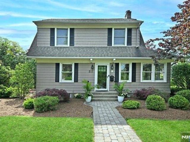 House for sale in Ho Ho Kus, New Jersey