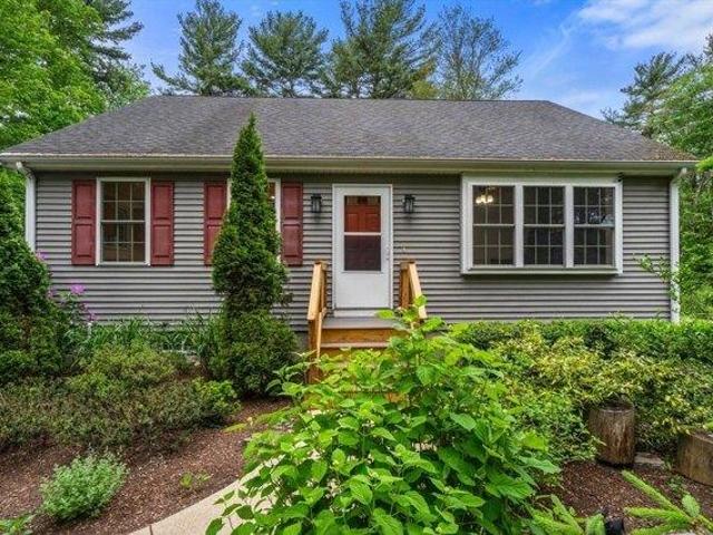 House for sale in Holbrook, Massachusetts