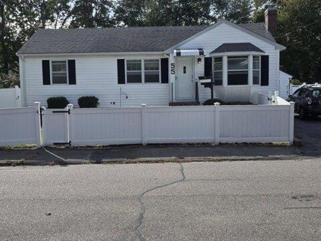 House for sale in Holbrook, Norfolk County