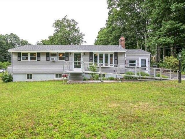 House for sale in Holden, Massachusetts