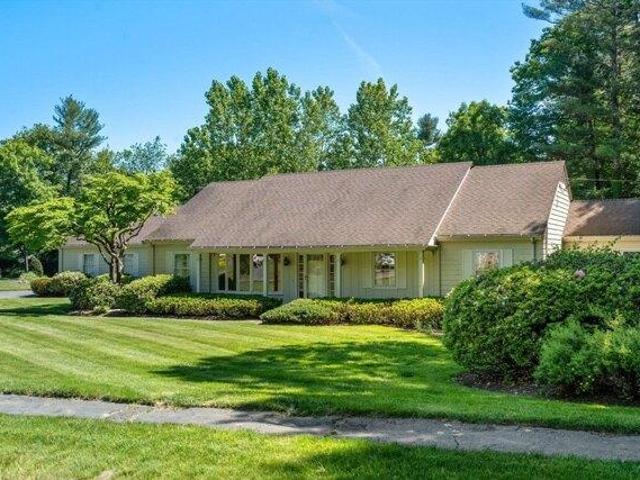 House for sale in Holden, Massachusetts