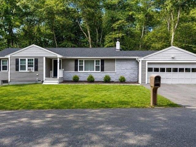 House for sale in Holden, Massachusetts