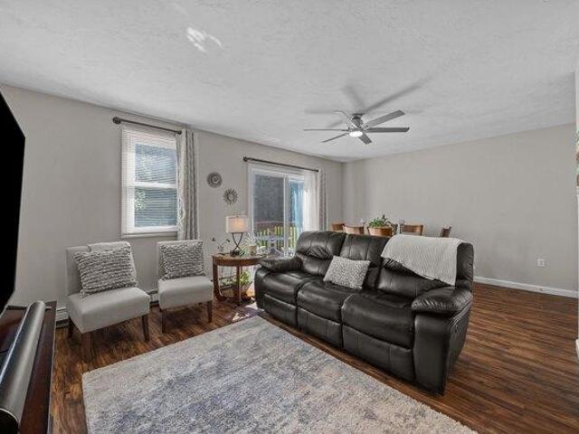 Condo for sale in Holden, Worcester County