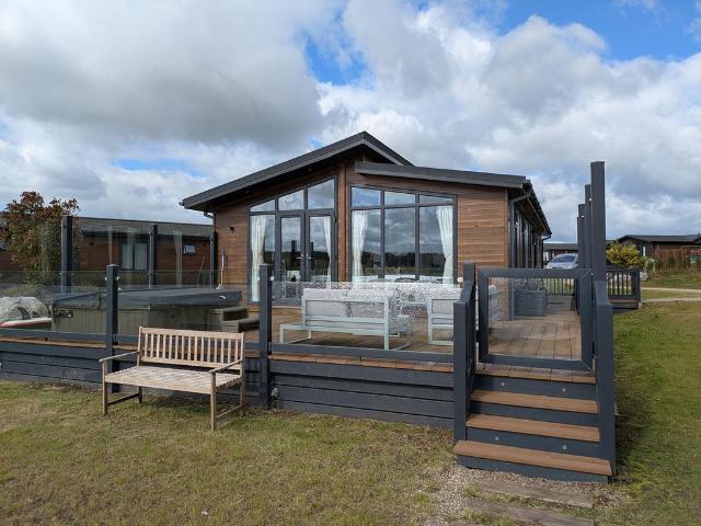 Park Home for sale in Cotebrook, Cheshire