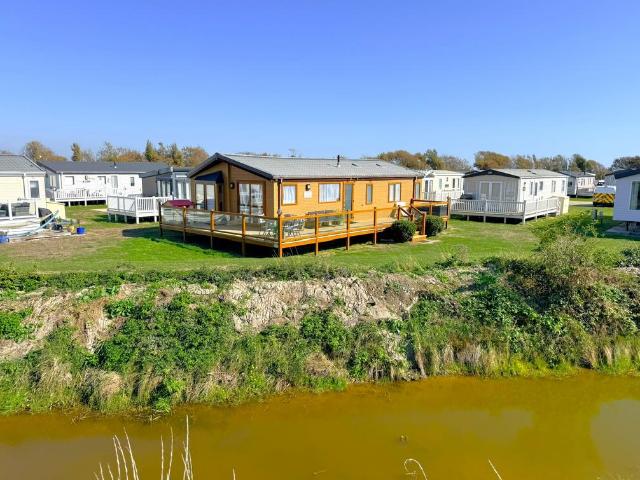 Park Home for sale in Camber, Rother