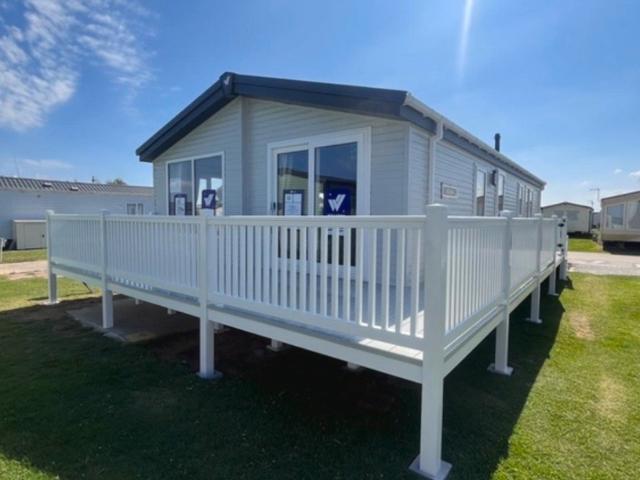 Park Home for sale in Heathlands, East Sussex