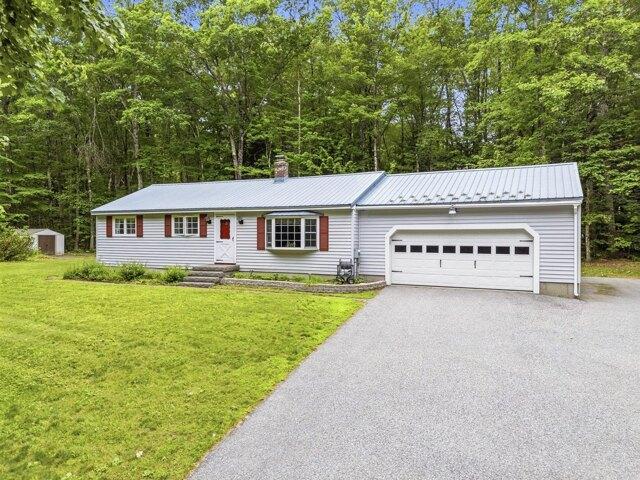 House for sale in Hollis Center, Maine