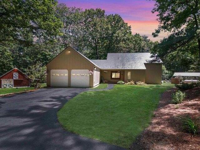 House for sale in New Hampshire