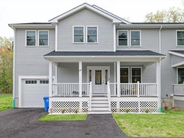 House for sale in Holliston, Massachusetts