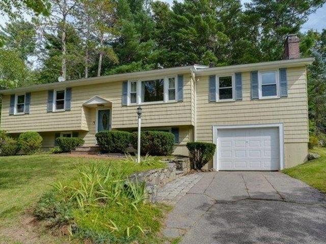 House for sale in Holliston, Middlesex County
