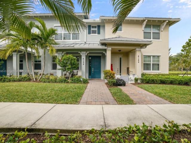 Townhouse for rent in Hollywood, Florida