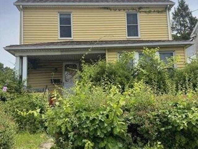 House for sale in Hampden, Massachusetts