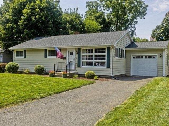 House for sale in Hampden, Massachusetts