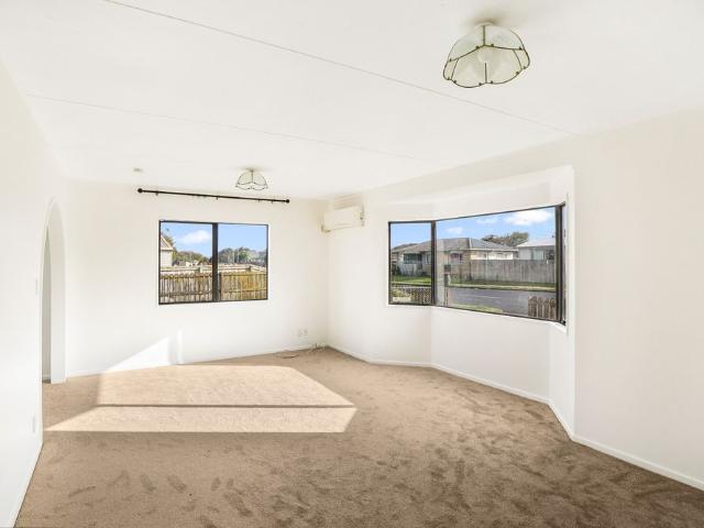 House for rent in Manurewa, Oroua County