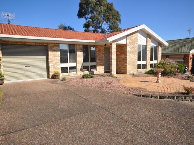House for rent in Blue Haven, Central Coast Council