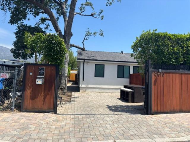 House for rent in Canoga Park, California