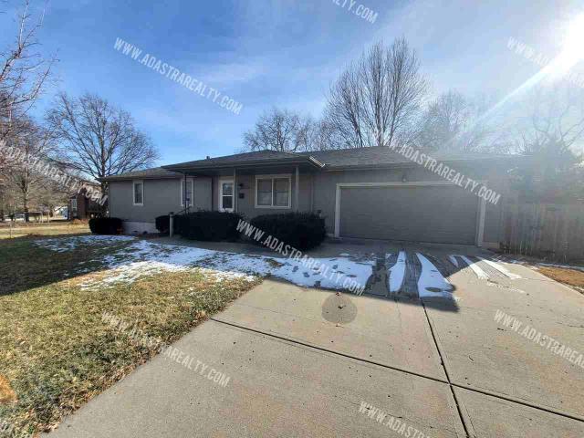 House for rent in Alden Place, Shawnee