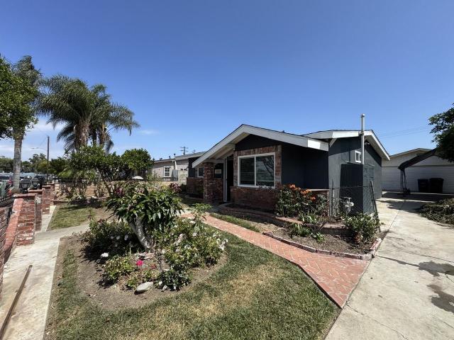 House for rent in Lakewood, California