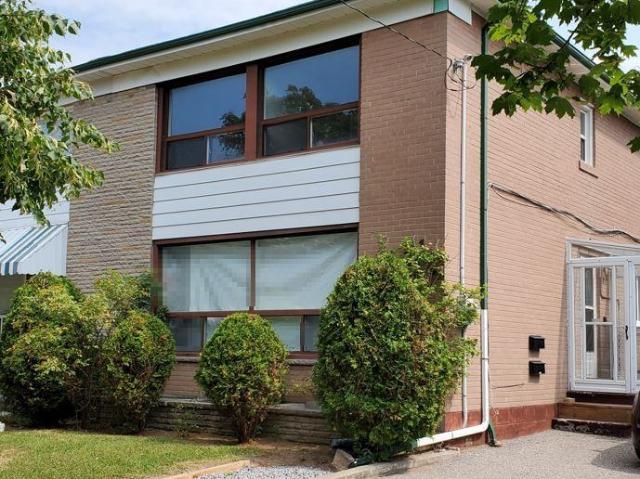 House for rent in Toronto