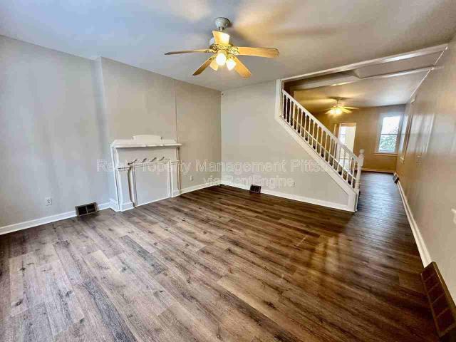 House for rent in Pittsburg, Pennsylvania