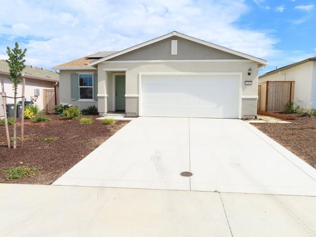 House for rent in Mather, California
