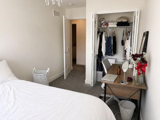 House for rent in Winfield, British Columbia
