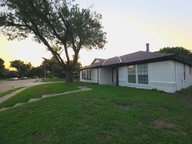 House for rent in Allen House for rent in Allen
